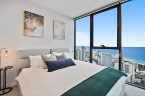 Luxury Oceanview 2-Bed Apartment on 50th Level